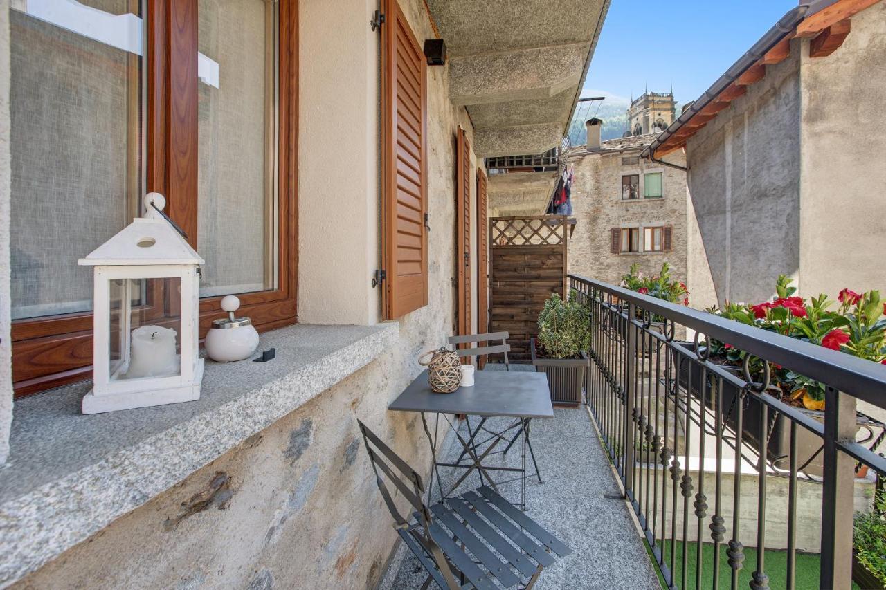 La Maison Du Bonheur Grosio Apartment ภายนอก รูปภาพ