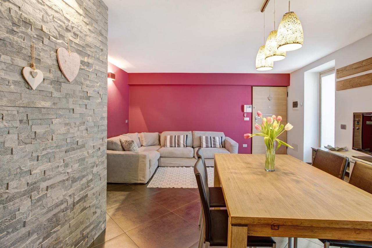 La Maison Du Bonheur Grosio Apartment ภายนอก รูปภาพ